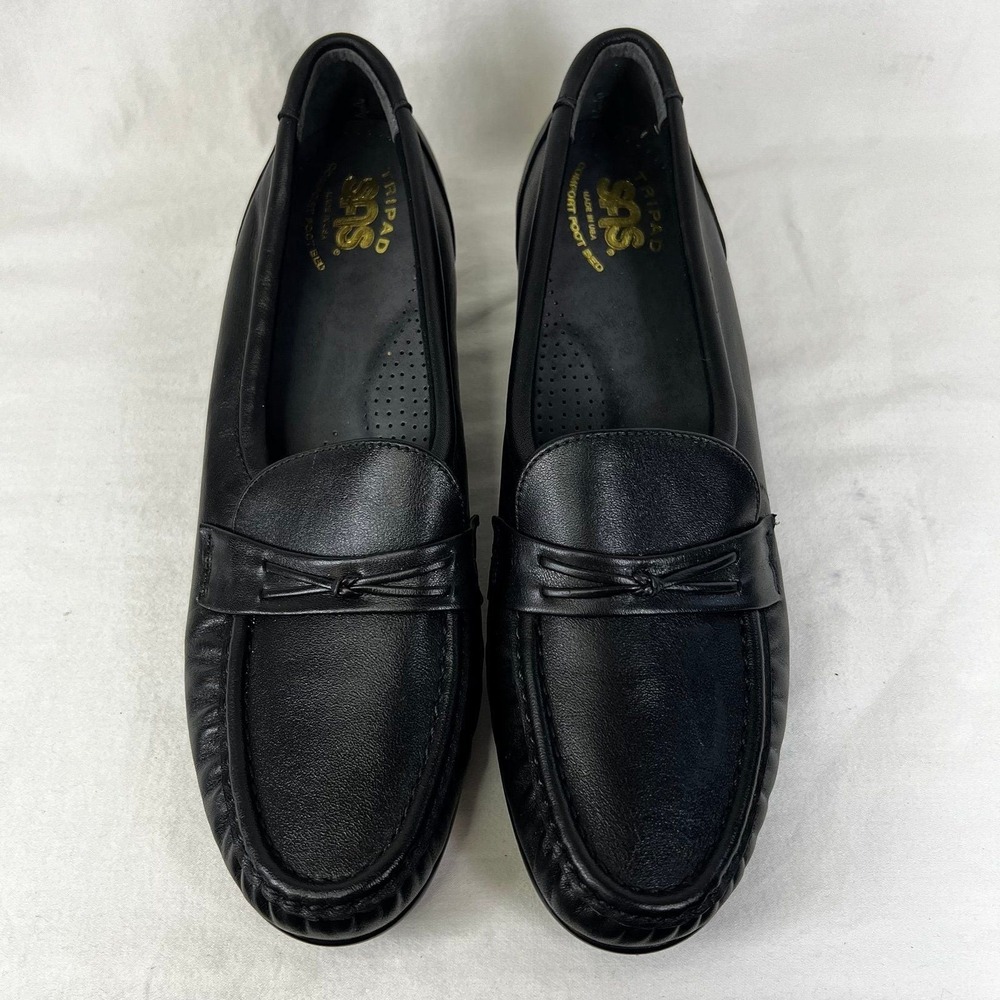 Size 8.5 SAS Black Wedge Loafers